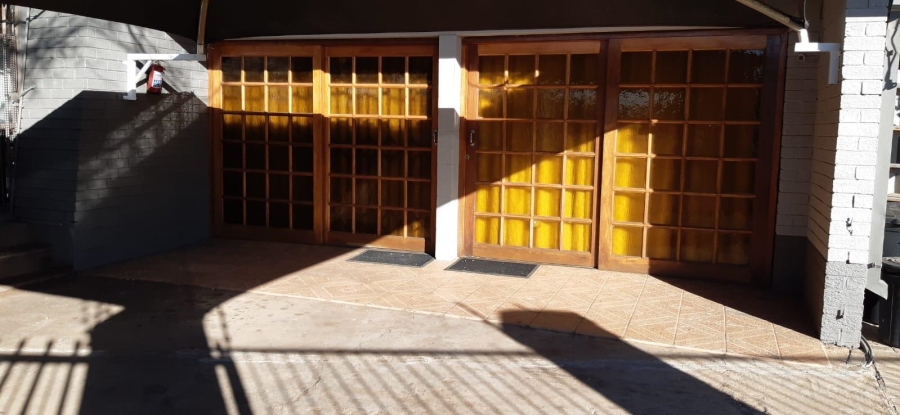 To Let 2 Bedroom Property for Rent in Heuwelsig Northern Cape